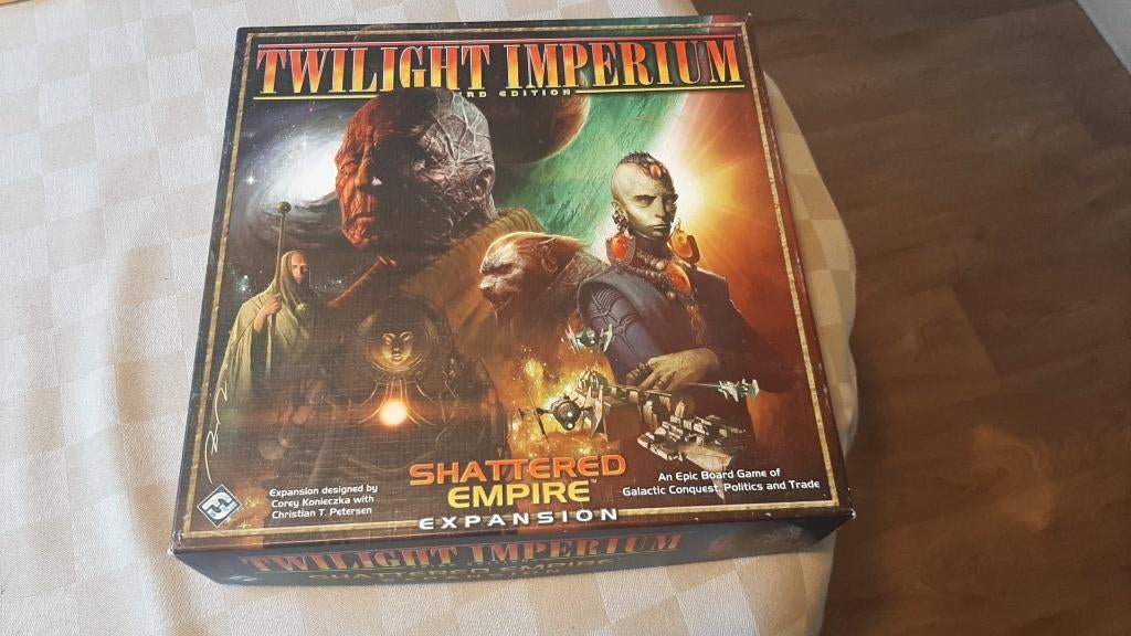 bordspel Twilight Imperium Shattered Empire nieuw, Vijf spelers of meer, Ophalen of Verzenden, Nieuw