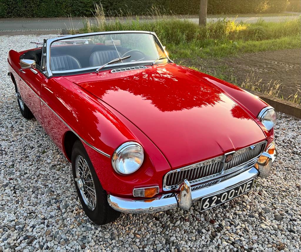 MG *b*b 1.8 1970 Rood (Nederlandse auto), Auto's, Cabriolet, Origineel Nederlands, Handgeschakeld, Particulier