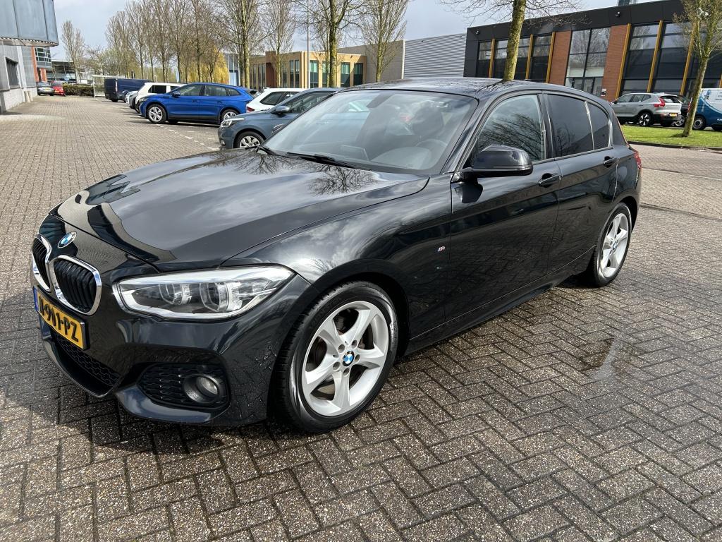BMW 1-serie 118i M Sport Edition NAVI PDC STOELVW XENON., 1-Serie, Lichtsensor, Gebruikt, Euro 6