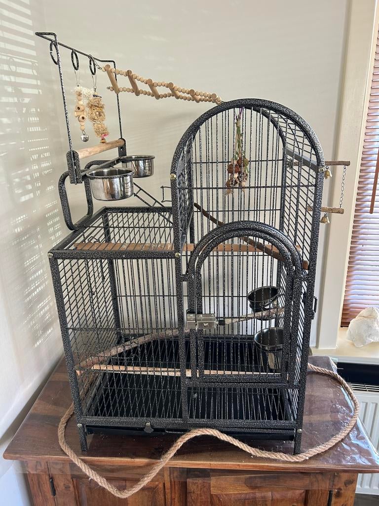 Papagaai, Parkieten kooi, metaal met coating, Dieren en Toebehoren, Vogels | Hokken en Kooien, Ophalen, Zo goed als nieuw, Metaal