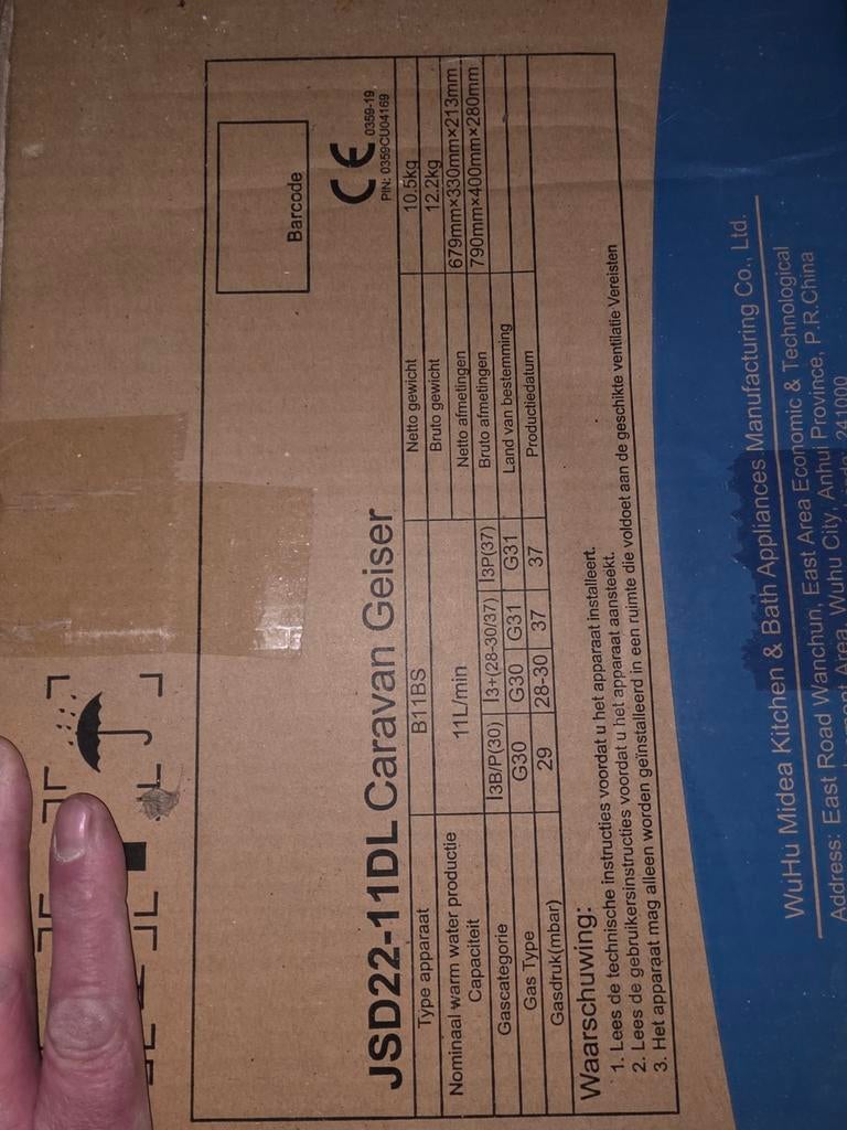 Caravan geiser op butaan, Ophalen of Verzenden, Minder dan 3 jaar oud, Minder dan 20 liter, Nieuw