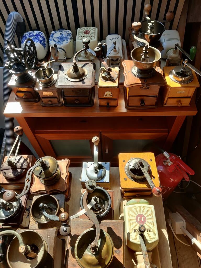Koffiemolentjes 52 stuks in een koop, Diversen, Rommelmarktspullen, Ophalen of Verzenden, Gebruikt