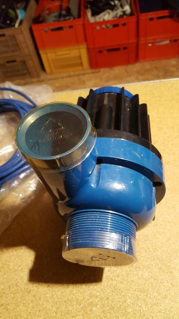 Bleu Eco pomp, Ophalen, Zo goed als nieuw, Vijverpomp