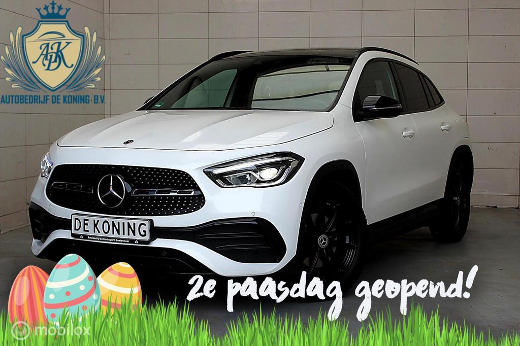 Mercedes GLA-klasse 200 4MATIC AMG Line PANO SFEER CAMERA, Zwart, 4 cilinders, 14 km/l, Bedrijf