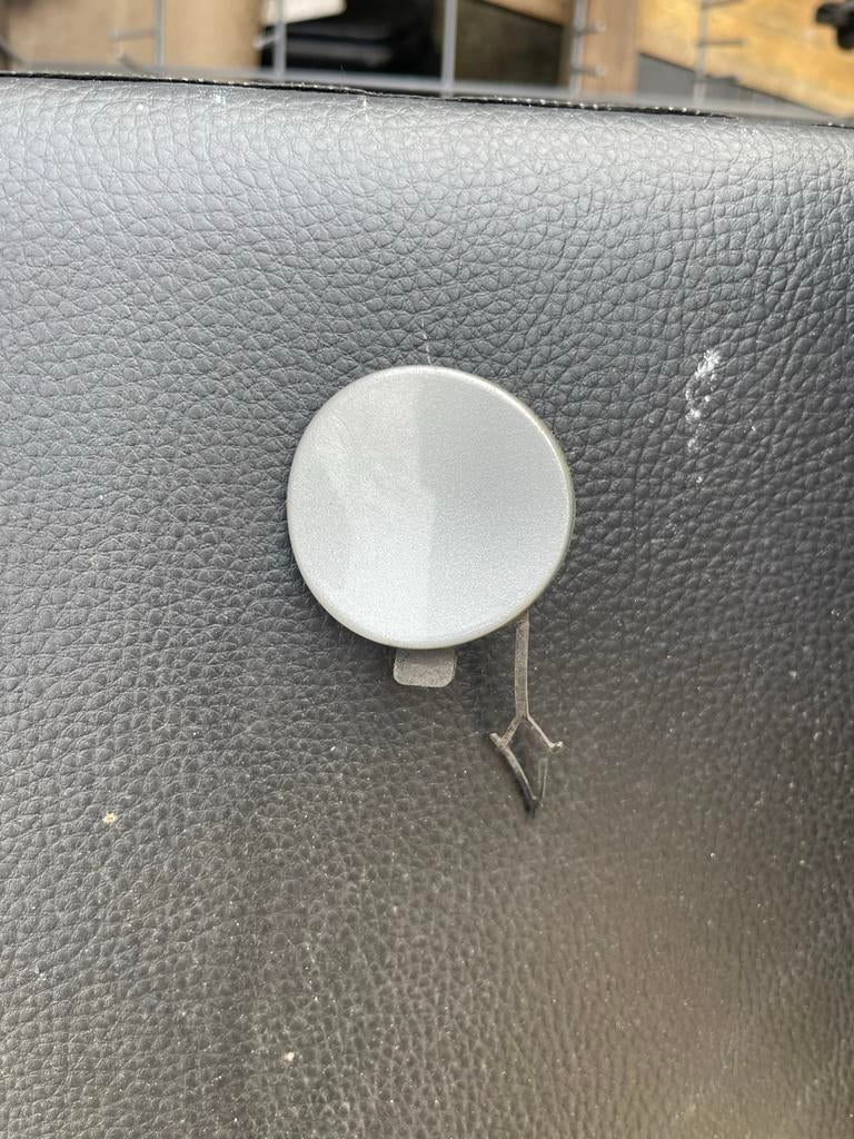 Afdekkap sleepoog achterbumper Golf 7 Zilver Origineel 5G680, Ophalen of Verzenden, Gebruikt, Volkswagen