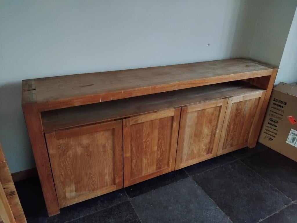 Robuust houten dressoir met opbergruimte, Ophalen, Onbekend@voorbeeld.com, Robuust, Landelijk, 150 tot 200 cm