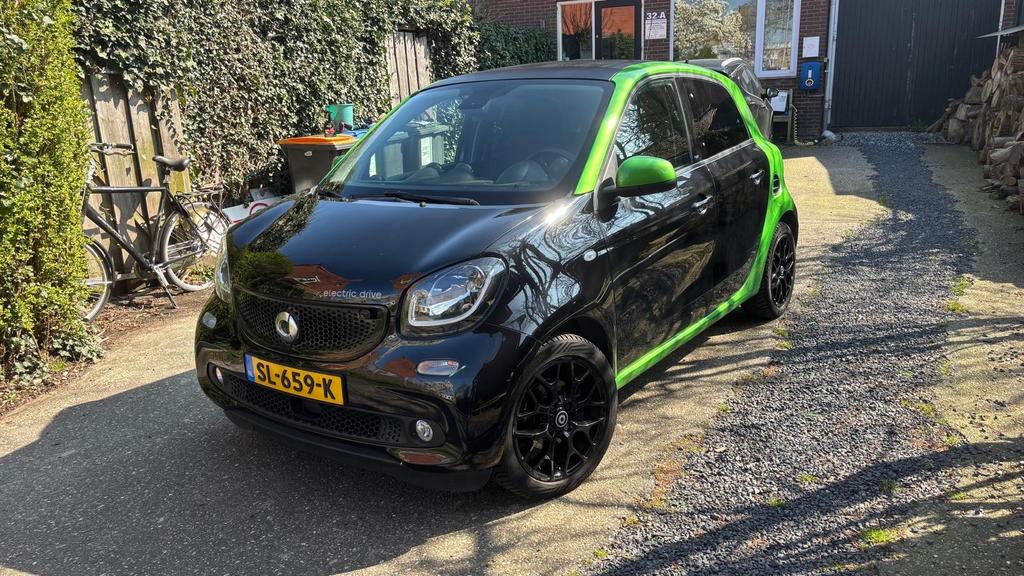 Smart ForFour Electric open dak! (Incl btw), Auto's, Smart, 4 stoelen, 43 €/maand, Zwart, Elektrisch