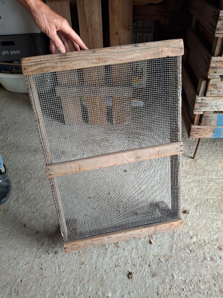 Pootgoed kisten +/- 150 stuks, Ophalen