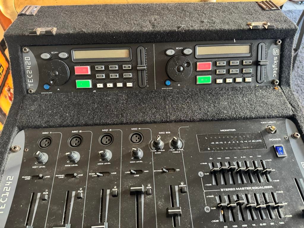 Skytec dj set, Muziek en Instrumenten, Ophalen of Verzenden, Gebruikt, Dj-set, Overige merken