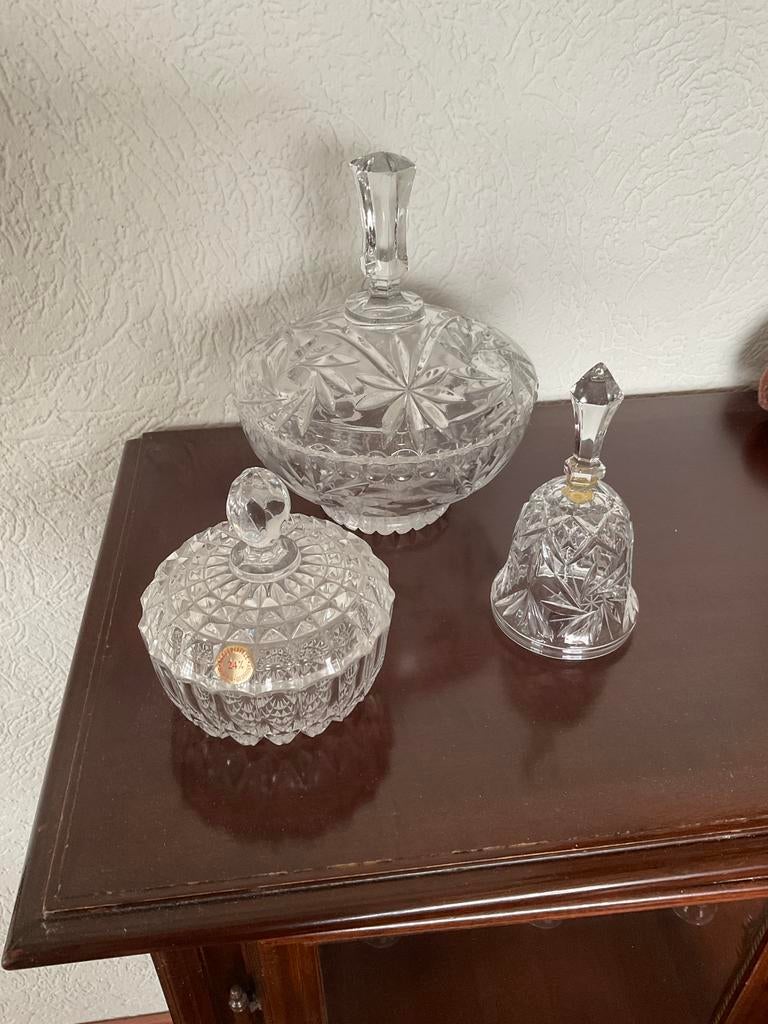 Kristallen koekjes schaal , bonbon schaaltje en belletje., Ophalen, Zo goed als nieuw