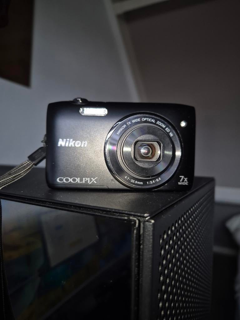 Nikon Coolpix model S3500, 20 Megapixel, Gebruikt, Compact, Ophalen of Verzenden