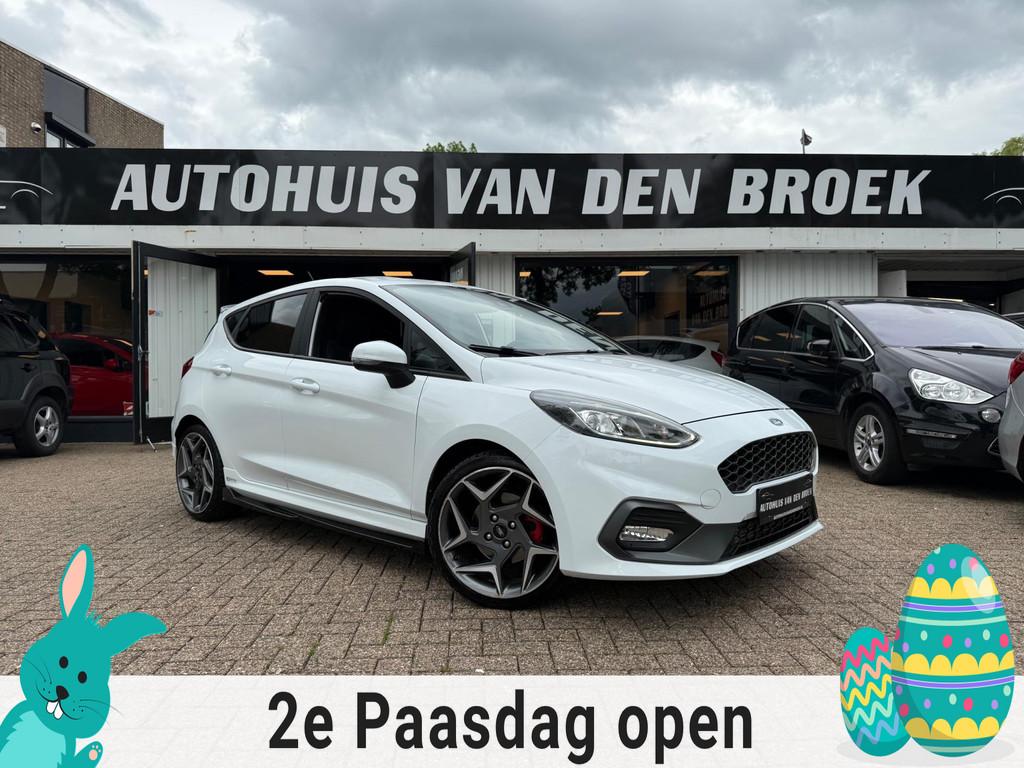 Ford Fiesta ST-3 200Pk 5Deurs|Maxton|Navi|Cruise|Climate|Rec, Voorwielaandrijving, Zwart, 1188 kg, Leder en Stof