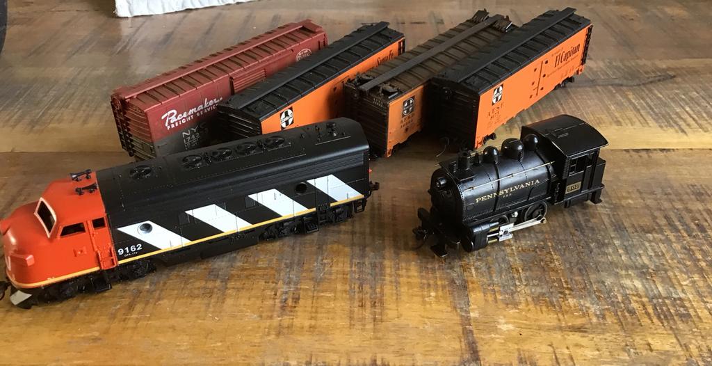 Athearn ho set 2 loks 4 wagons (Fleischmann Roco piko), Overige merken, Gebruikt, Verzenden, Analoog