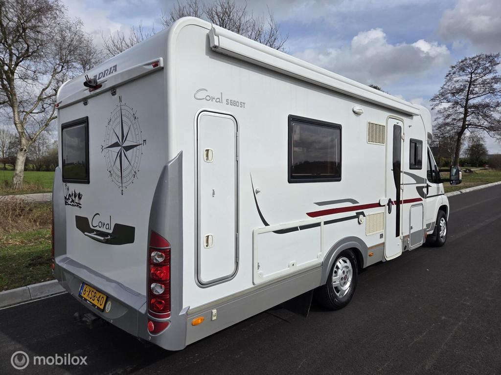 Adria Coral S 680 ST 2010 ☆Solar-158PK-Levelsysteem-Cruise, Caravans en Kamperen, Campers, Achteruitrijcamera, Bedrijf, Adria