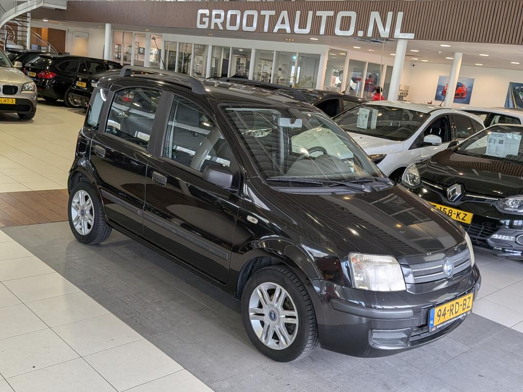 Fiat Panda 1.2 Emotion Airco, Stuurbekrachtiging (bj 2005), Voorwielaandrijving, Stof, Gebruikt, Zwart