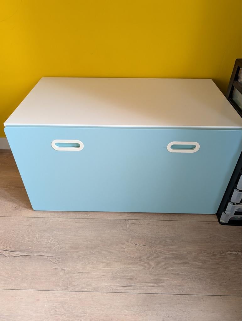 Ikea Smastad kastje/speelgoedkist, Huis en Inrichting, Woonaccessoires | Kisten, Ophalen, 50 tot 100 cm, Minder dan 50 cm, Minder dan 50 cm