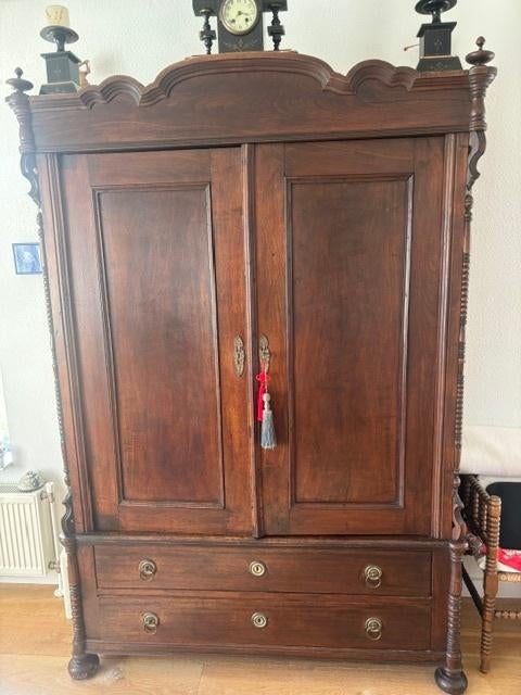 Linnenkast/ glazen kast, Ophalen, Gebruikt, 100 tot 150 cm, Overige houtsoorten