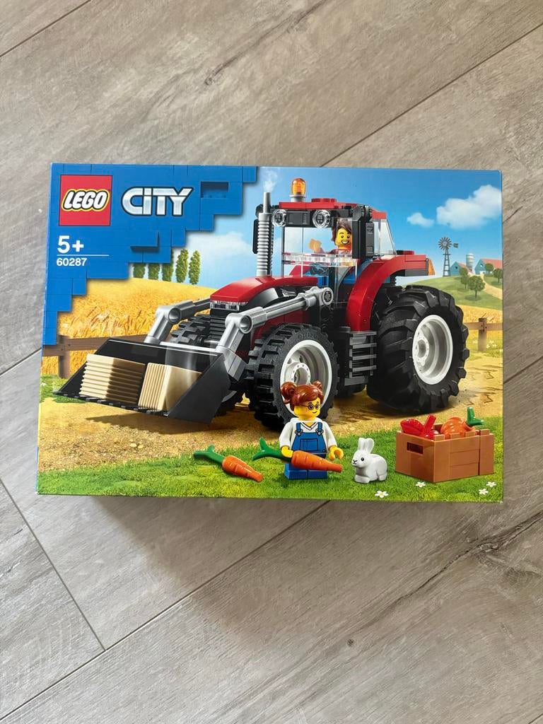 Lego City 60287 Tractor met doos en boekje, Ophalen of Verzenden, Zo goed als nieuw, Complete set, Lego