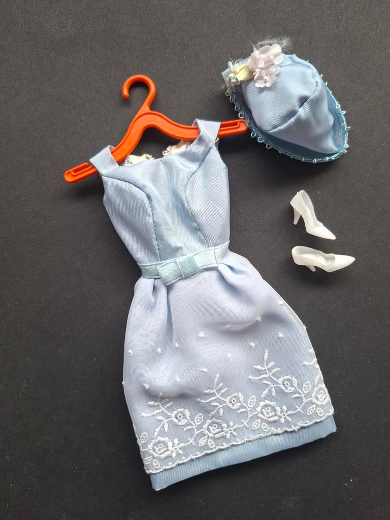 Vintage barbie reception line 1966 mattel speelgoed toys, Verzenden, Zo goed als nieuw, Kleertjes