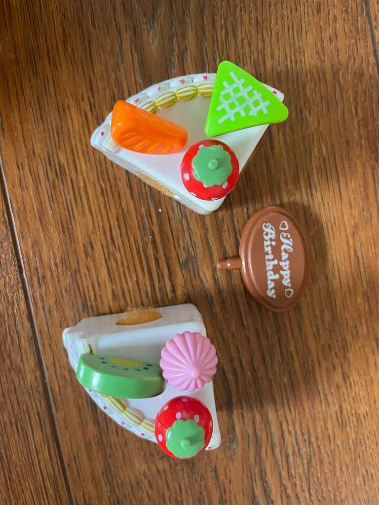 Grote set plastic speelkeuken accessoires en taart, Ophalen, Gebruikt, Kunststof, Speelkeuken-accessoire