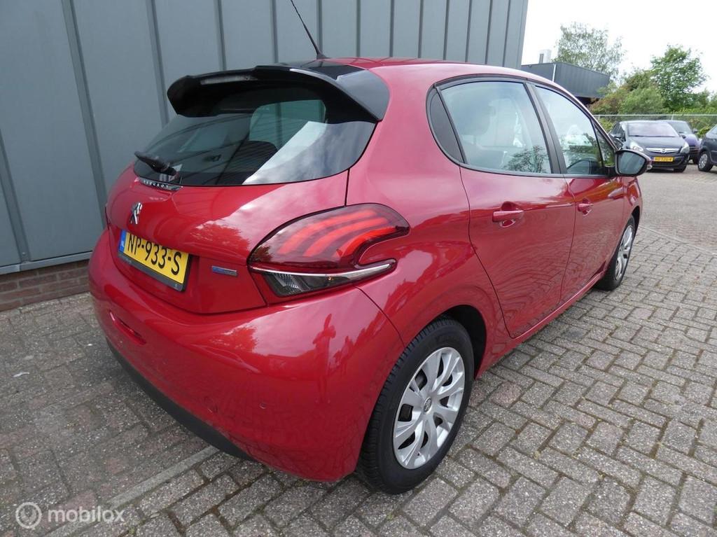 Peugeot 208 1.2 PureTech Blue Lion NAP//AIRCO//CRUISE//NAVI/, Auto's, Voorwielaandrijving, Stof, 82 pk, 23 km/l