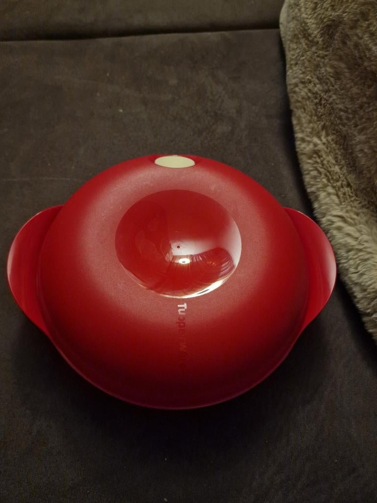 Tupperware Micro Pop magnetronschaal 0.7L, Huis en Inrichting, Keuken | Tupperware, Ophalen of Verzenden, Zo goed als nieuw, Rood