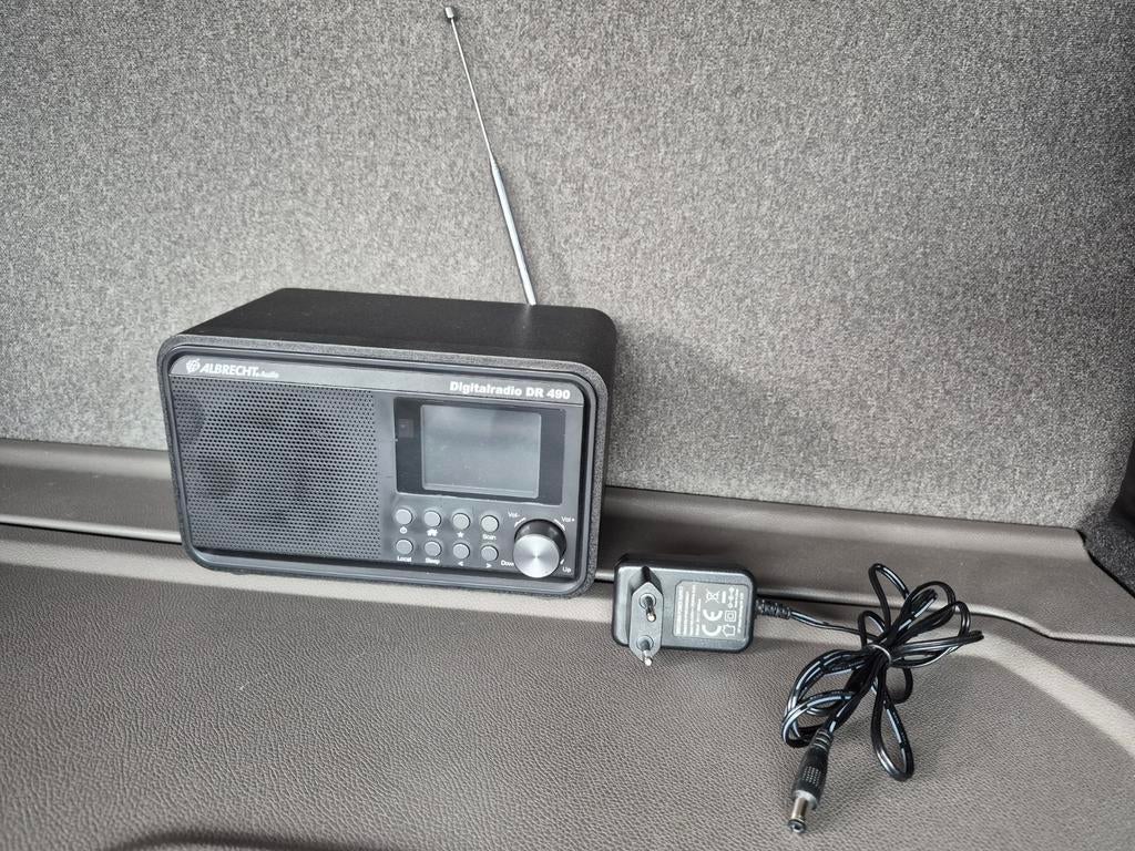 Albrecht Digitalradio DR 490 DAB+/FM/Internetradio, Ophalen of Verzenden, Zo goed als nieuw, Radio