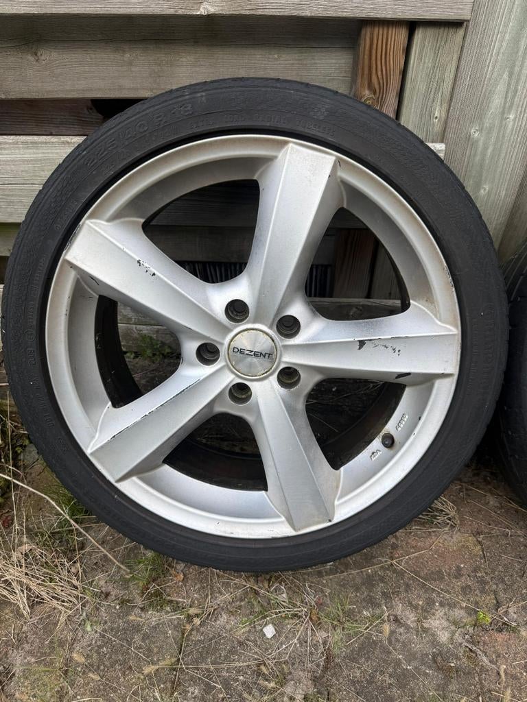 Velgen VW Caddy 225/40 R18, Ophalen