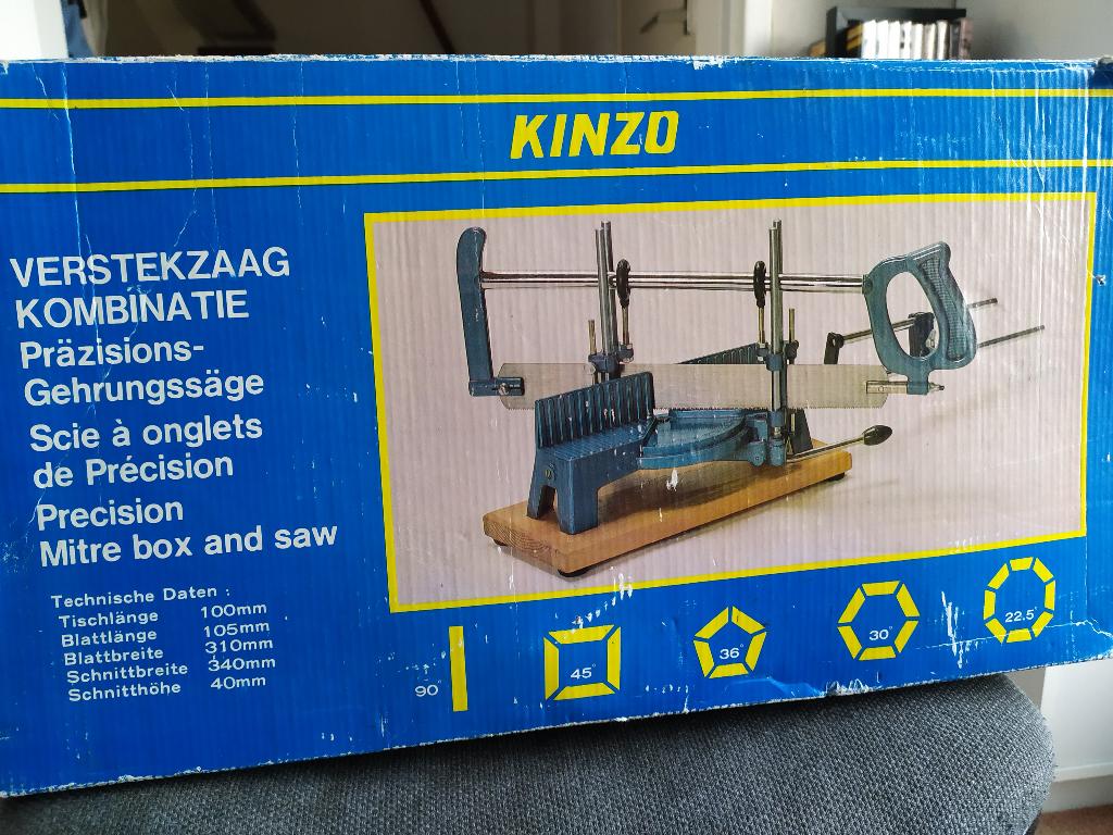 Kinzo Precisie Verstekzaag Combinatie br. zaagblad alle mat., Ophalen, Gebruikt