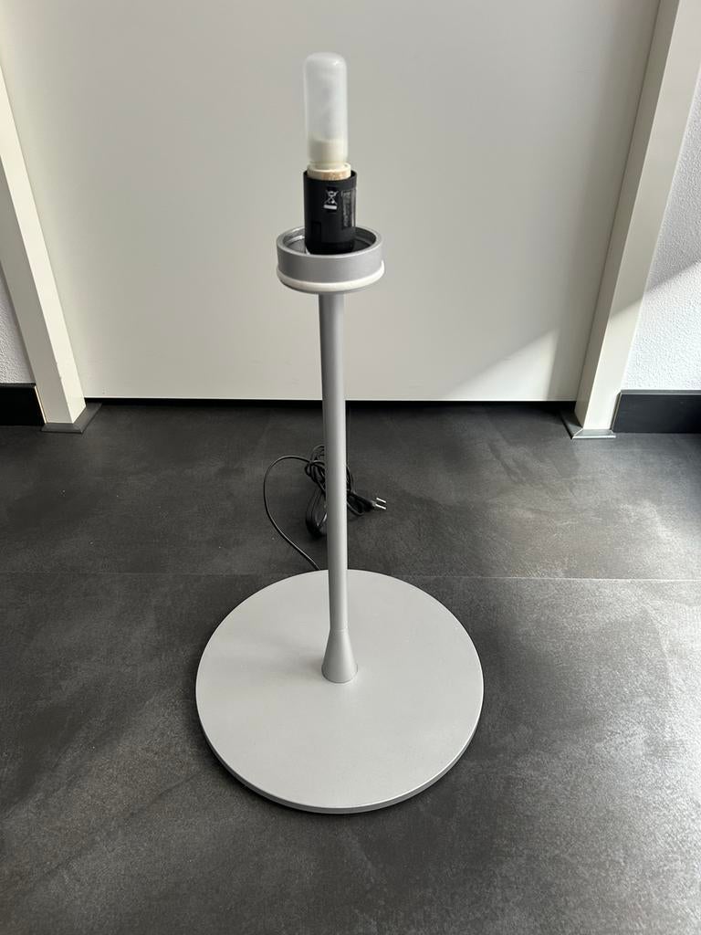 Flos glo T2 dimbare tafellamp zonder glazen kap, Ophalen, Zo goed als nieuw, Minder dan 50 cm