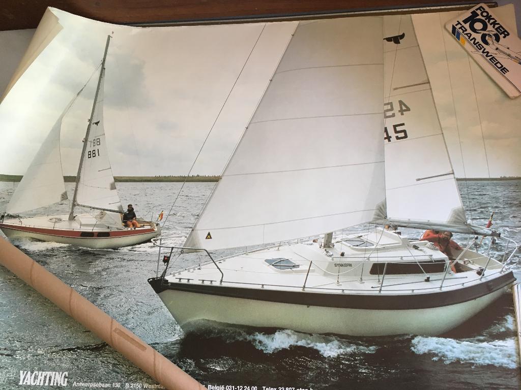Etap Yachting Westmalle poster met zeilende Etap zeilboot, Ophalen of Verzenden, Zo goed als nieuw, Zeilboot, Kaart, Foto of Prent