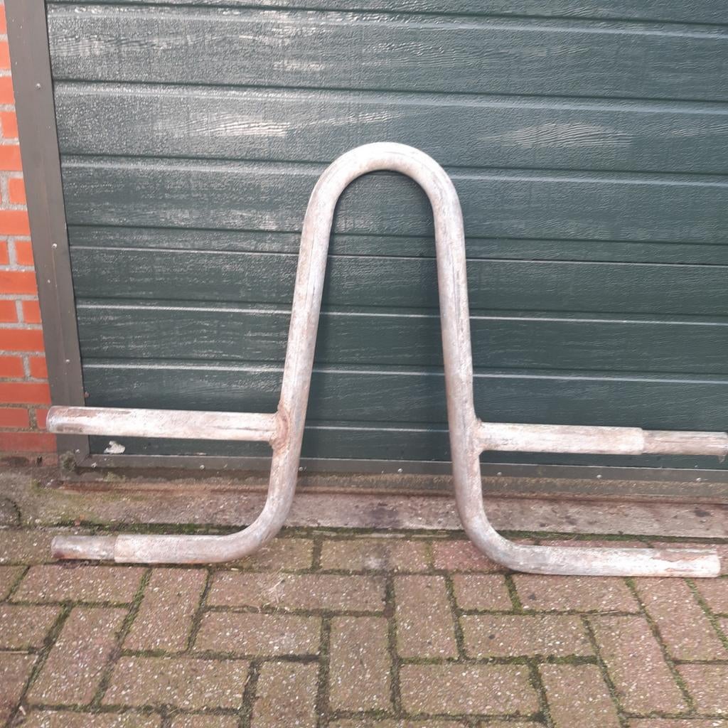 Stalinrichting- voerligboxen- carokeerbeugels- grupstal, Dieren en Toebehoren, Ophalen