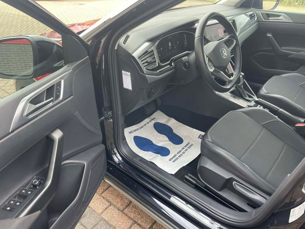 Volkswagen Taigo 1.0 TSI R-Line Business 'Ruby Red' / stoelv, 1160 kg, Stof, Gebruikt, Zwart