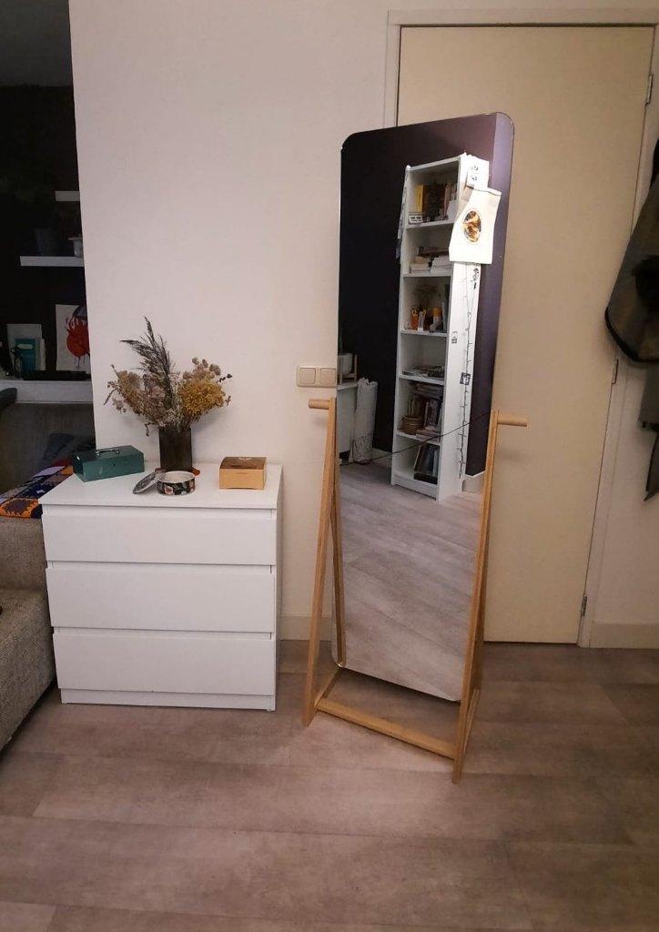 Houten staande spiegel/wood mirror (173 x 43,5 cm), Ophalen, Minder dan 50 cm, Zo goed als nieuw, 150 tot 200 cm