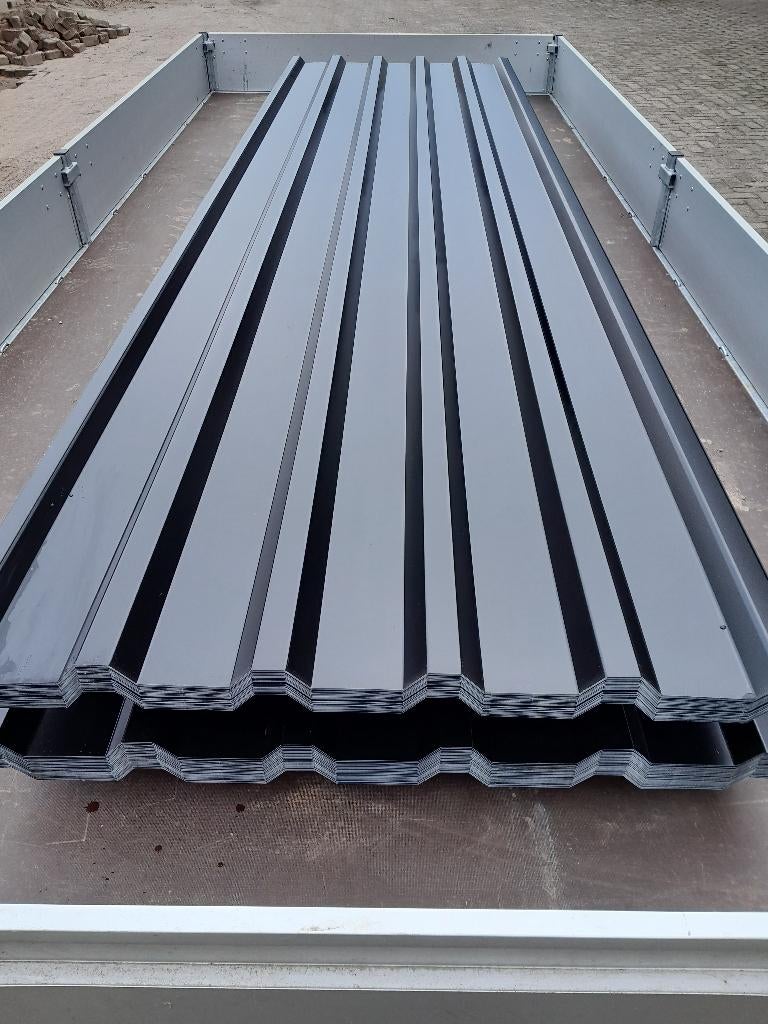 zwarte dakplaten, 380 stuks van 1,035 x 4 meter lang!, Overige materialen, 20 tot 50 mm, Nieuw, Ophalen of Verzenden