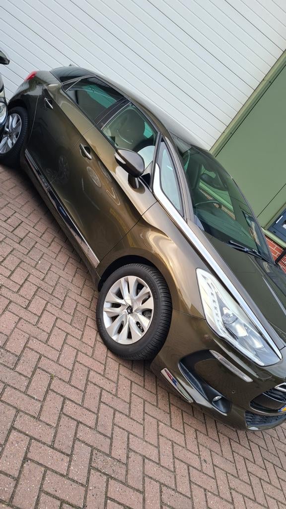 Citroën DS5 1.6 THP 115KW AUT 2013 Bruin, Auto's, 745 kg, Bruin, USB, Particulier
