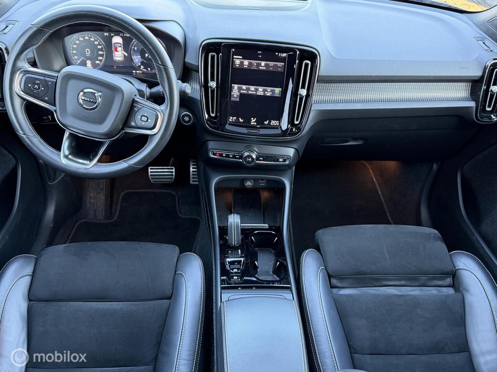 Volvo XC40 1.5 T3 R-Design PANO / 360 / 1E EIGENAAR, Gebruikt, Euro 6, 14 km/l, Bedrijf