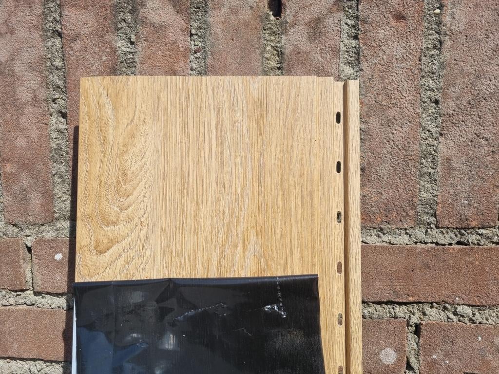 Keralit eikenkleur planken en hoekprofielen, Ophalen, Gebruikt, Eiken, 250 tot 300 cm