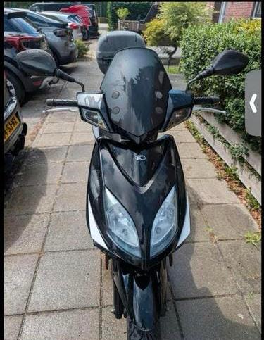Kymco Super 8 gele plaat+ helm, Ophalen, Gebruikt, Maximaal 45 km/u, Benzine