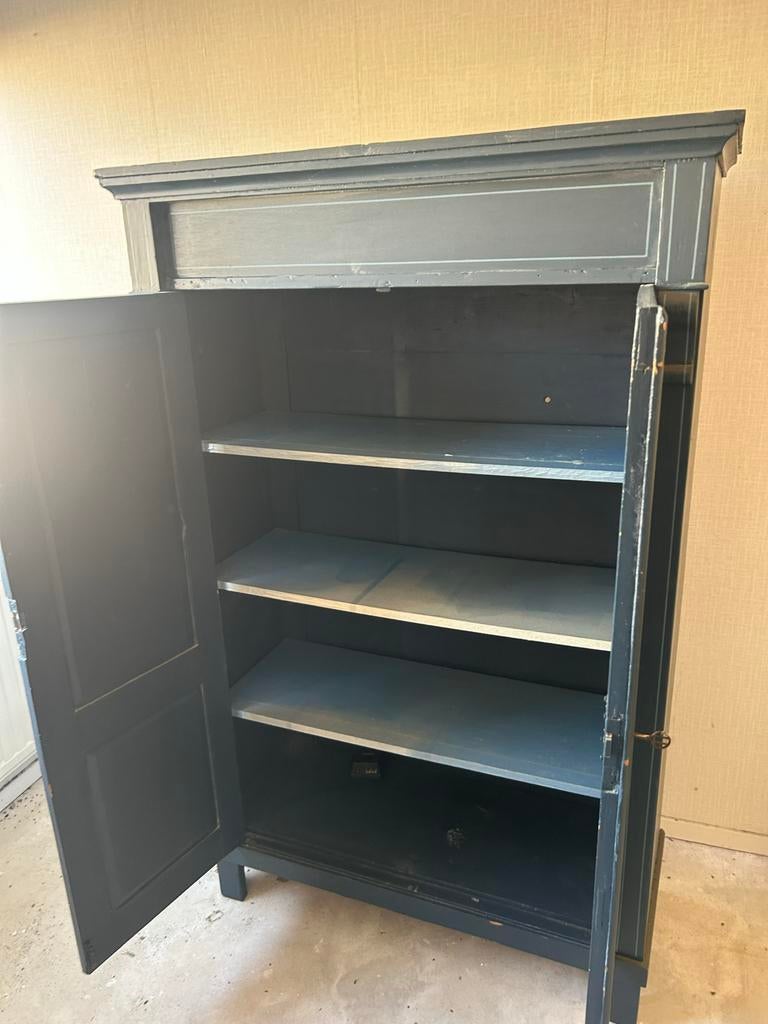Antieke Kast - Donkerblauw Houten Opbergkast, Ophalen, Gebruikt, 50 tot 100 cm, 150 tot 200 cm