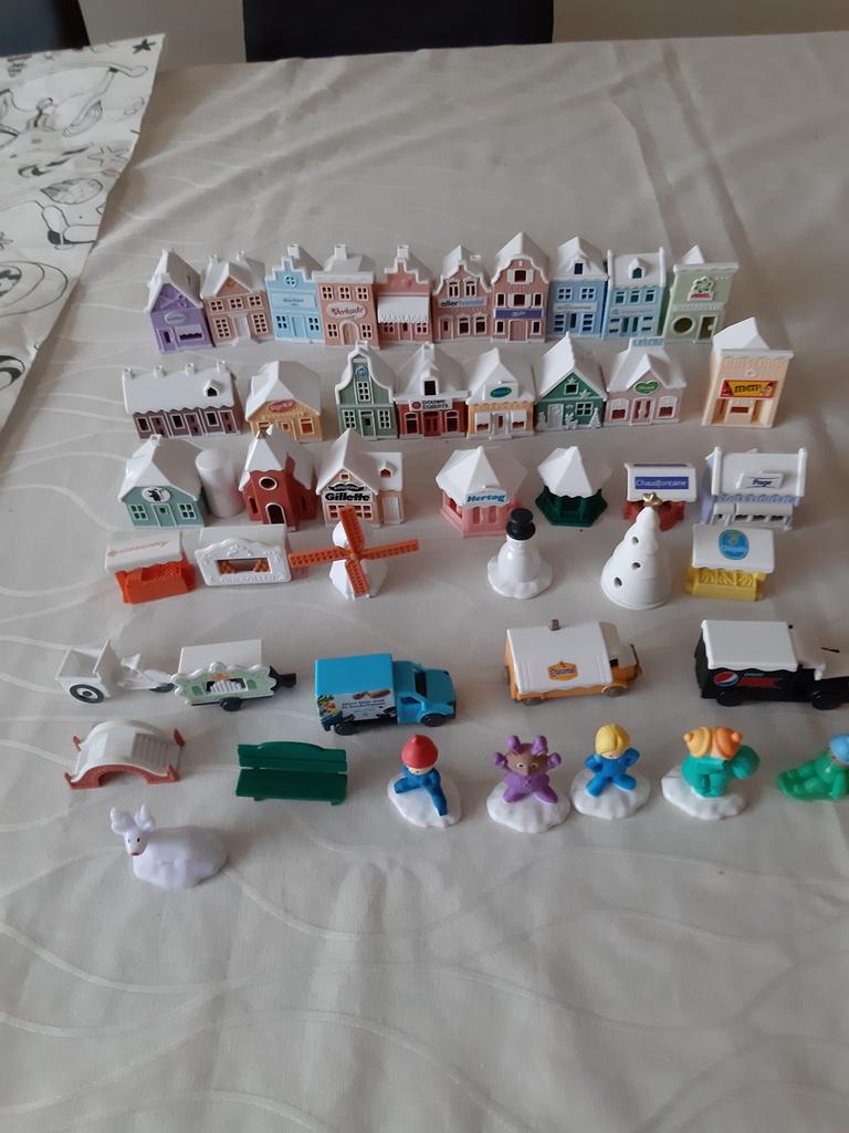 Compleet AH kerstdorp eventueel met verlichte grondplaat, Ophalen of Verzenden