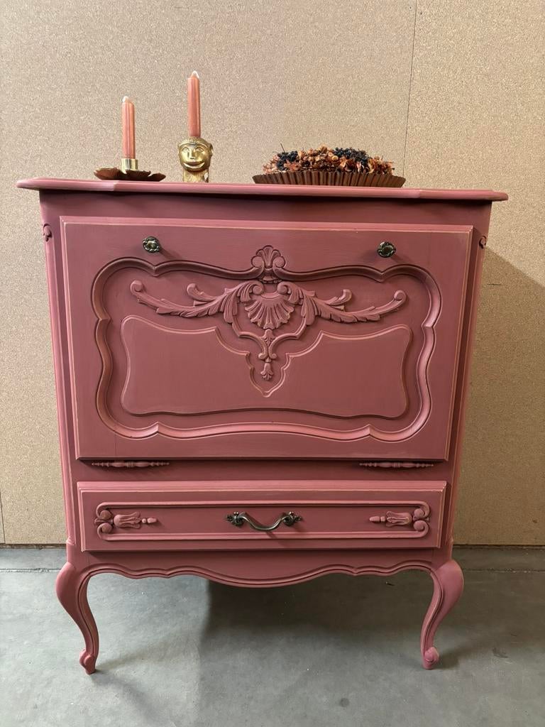 Brocante Queen Ann kast / barkast / klepkast, Huis en Inrichting, Ophalen, Studio Larilo, Studiolarilo@gmail.com, Zo goed als nieuw