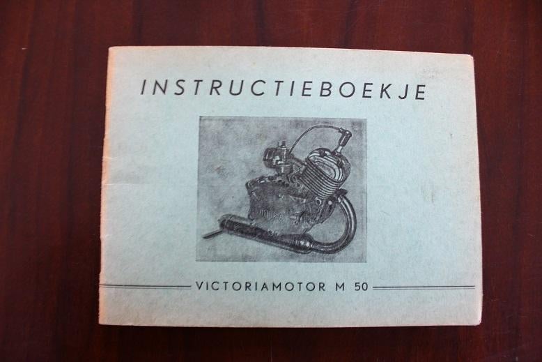 Victoria M50 bromfiets instructie boekje  Vicky III MFB, Ophalen of Verzenden, Zo goed als nieuw