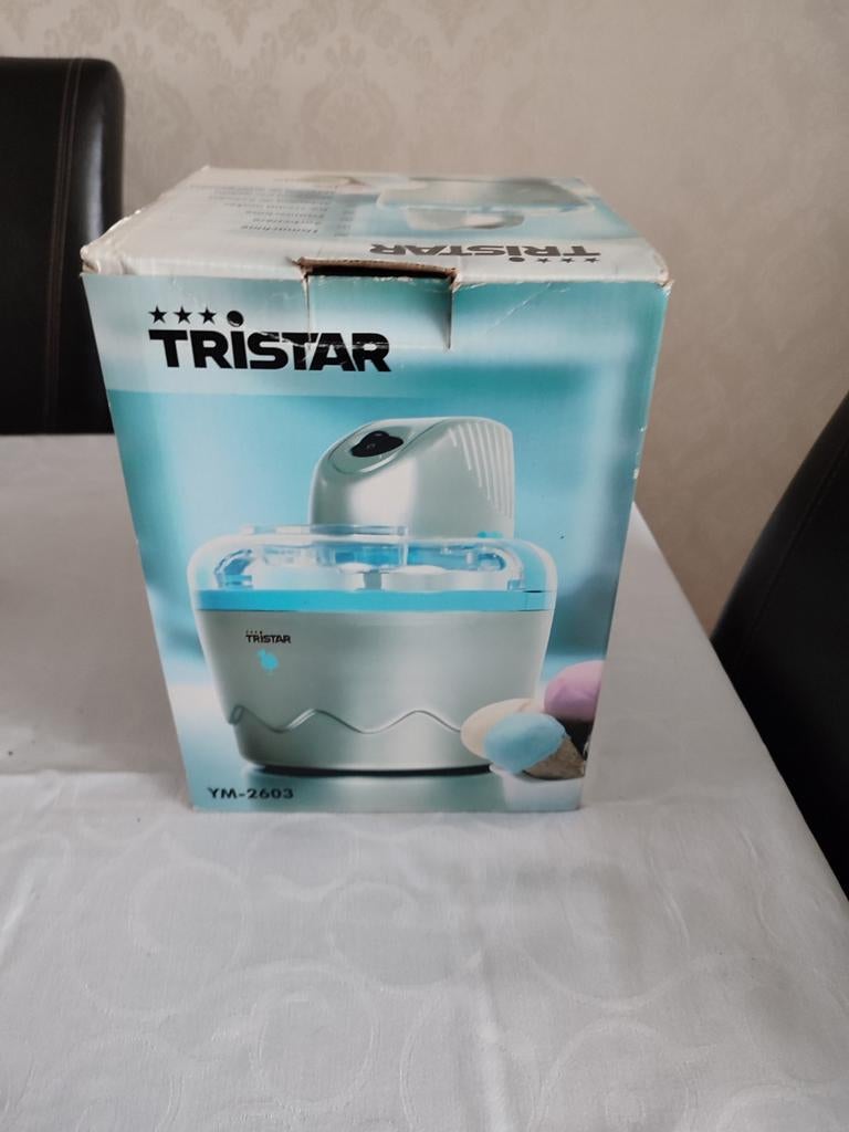Tristar ijsmachine YM-2603 nieuw, Ophalen of Verzenden, Zo goed als nieuw