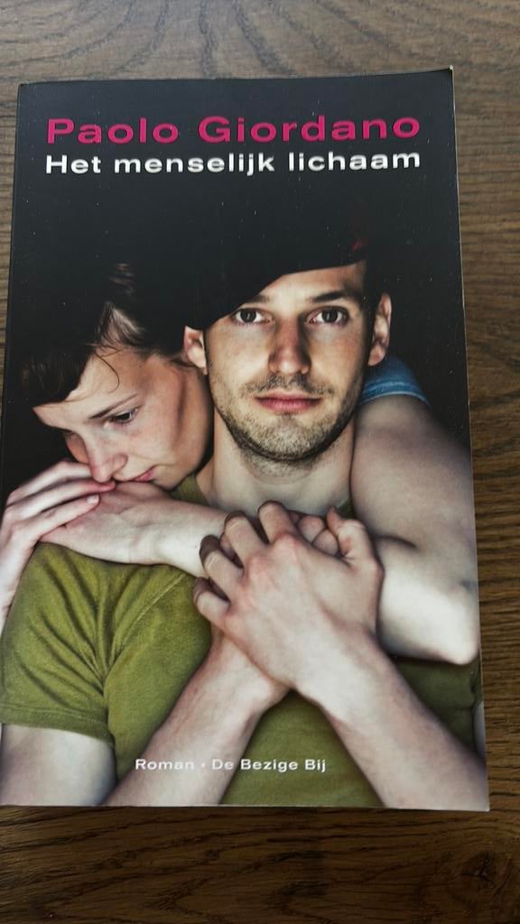 Paolo Giordano - Het menselijk lichaam, Ophalen of Verzenden, Zo goed als nieuw, Paolo Giordano