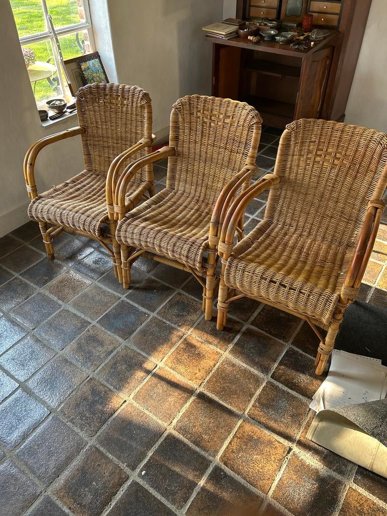 Set van 3 rotan stoelen met armleuningen en bijzet tafel, Ophalen, Gebruikt, Overige kleuren, Drie
