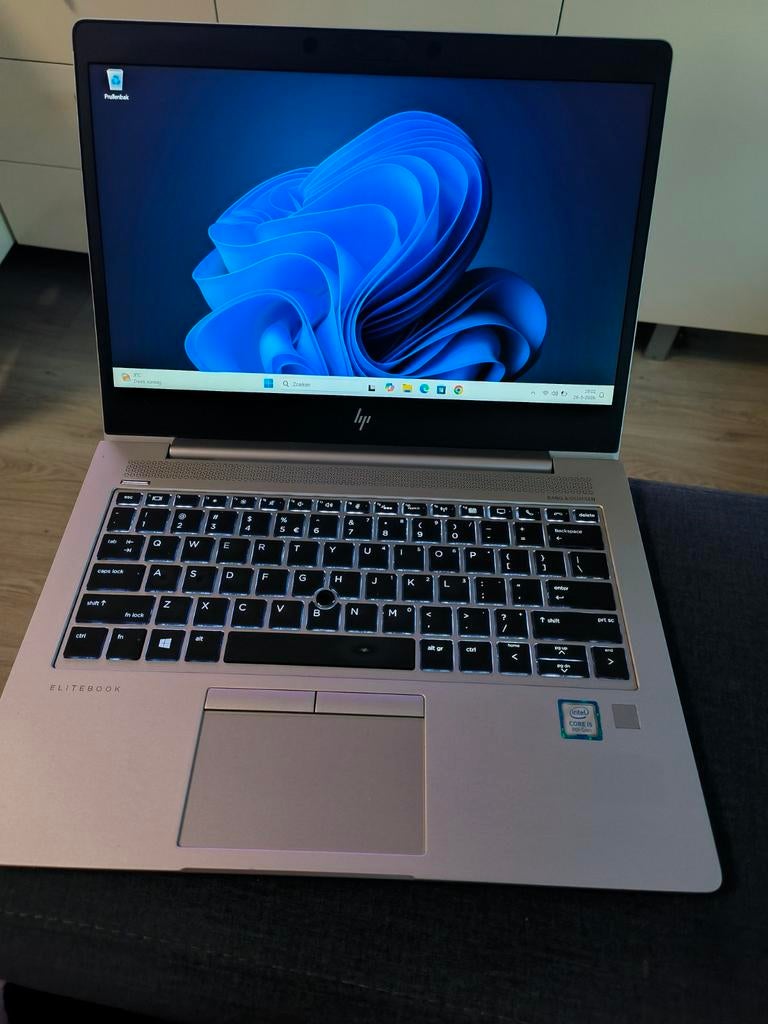HP Elitebook 830 G6 | i5 8250u | 8gb DDR4 | 250gb SSD, 256 GB, 2 tot 3 Ghz, Qwerty, 8 GB