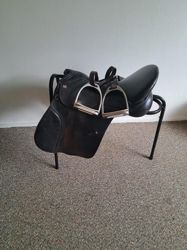 Rossner  veelzijdigheids zadel, Dieren en Toebehoren, Ophalen of Verzenden, Gebruikt, Dressuur