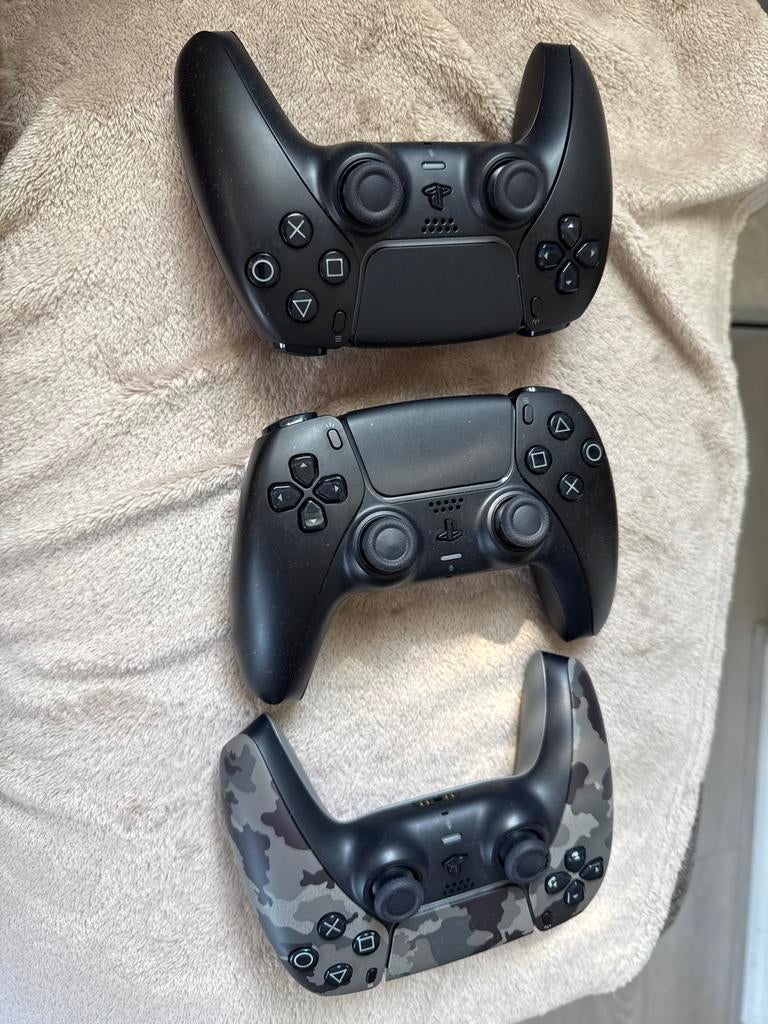 3 PlayStation 5 controllers - Zwart & Camouflage, Spelcomputers en Games, Spelcomputers | Sony PlayStation 5, Ophalen of Verzenden