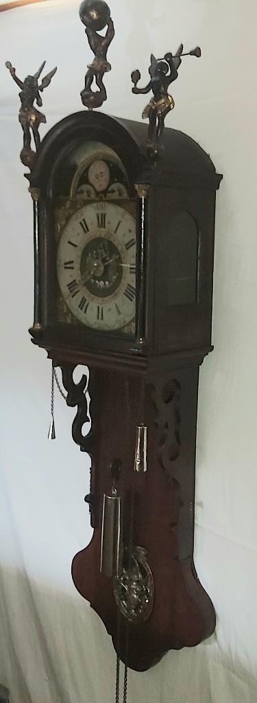 staartklok kwartierslag maan datum wekker houten poppen, Ophalen